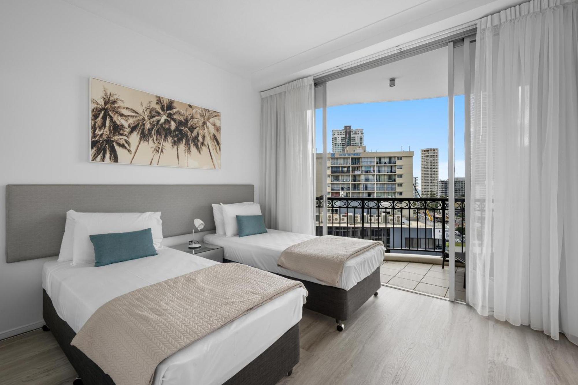 Towers Of Chevron - Private Apartments Гоулд Коуст Екстериор снимка
